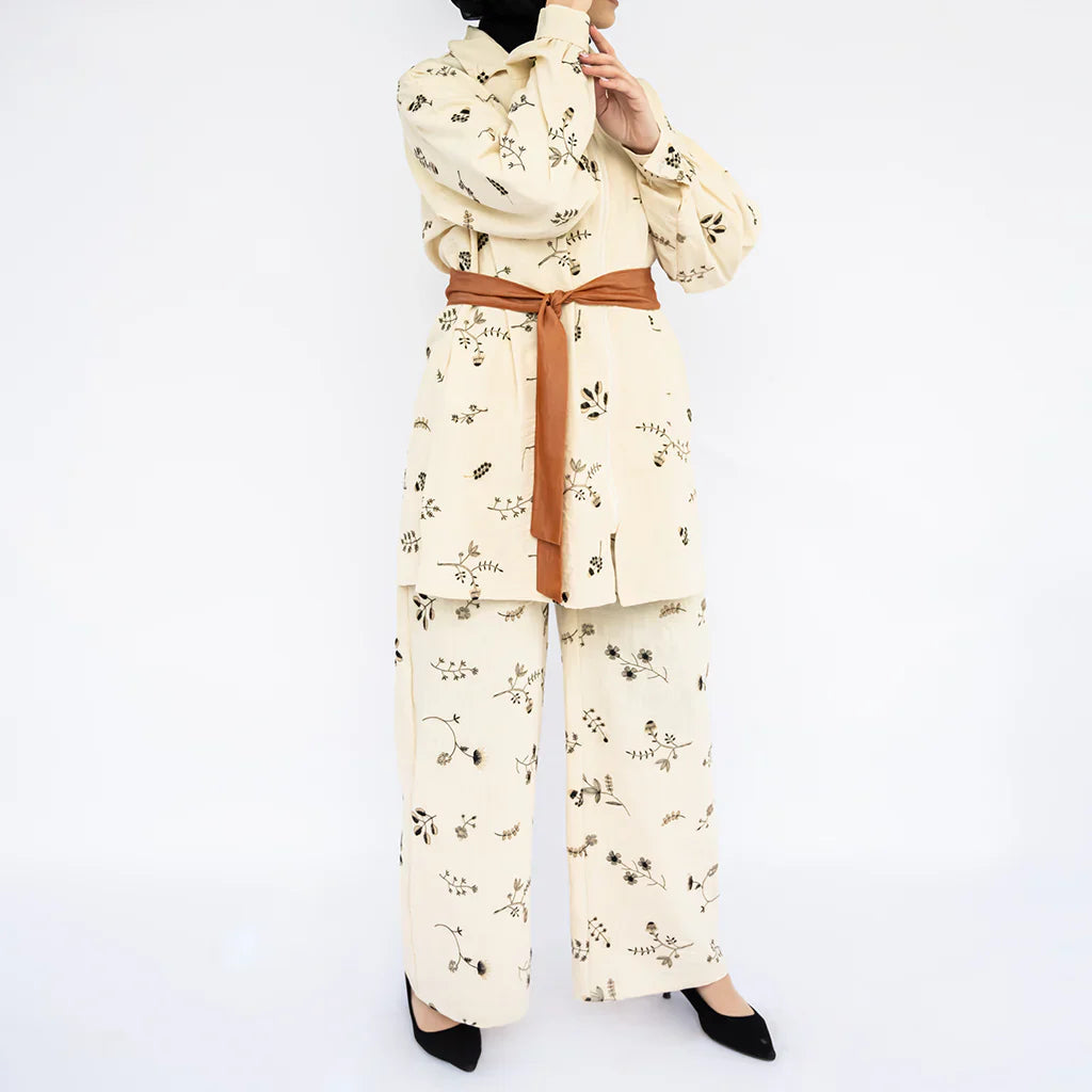 Embroidered Linen Luxe Set with belted kaftan in cotton-linen blend, combining breathability and elegance for multi-occasion wear