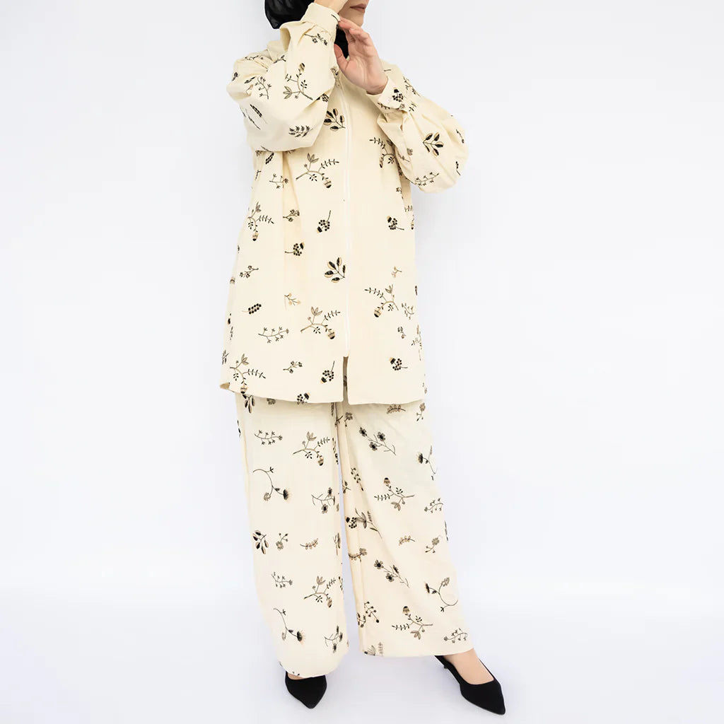 Embroidered Linen Luxe Set with belted kaftan in cotton-linen blend, combining breathability and elegance for multi-occasion wear