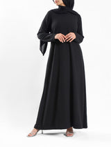 Minimalist Meadow Dress in pure cotton with long sleeves, a modest silhouette for everyday summer wear