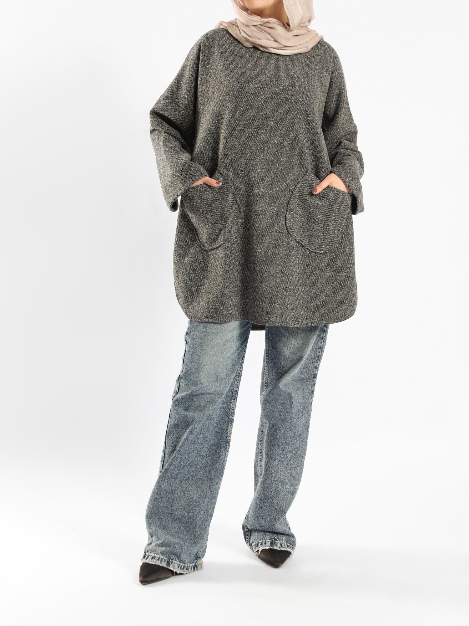 Oversized Pocketed Sweater in dark green, orange, gray, or green—relaxed fit with front pockets for bold winter layering