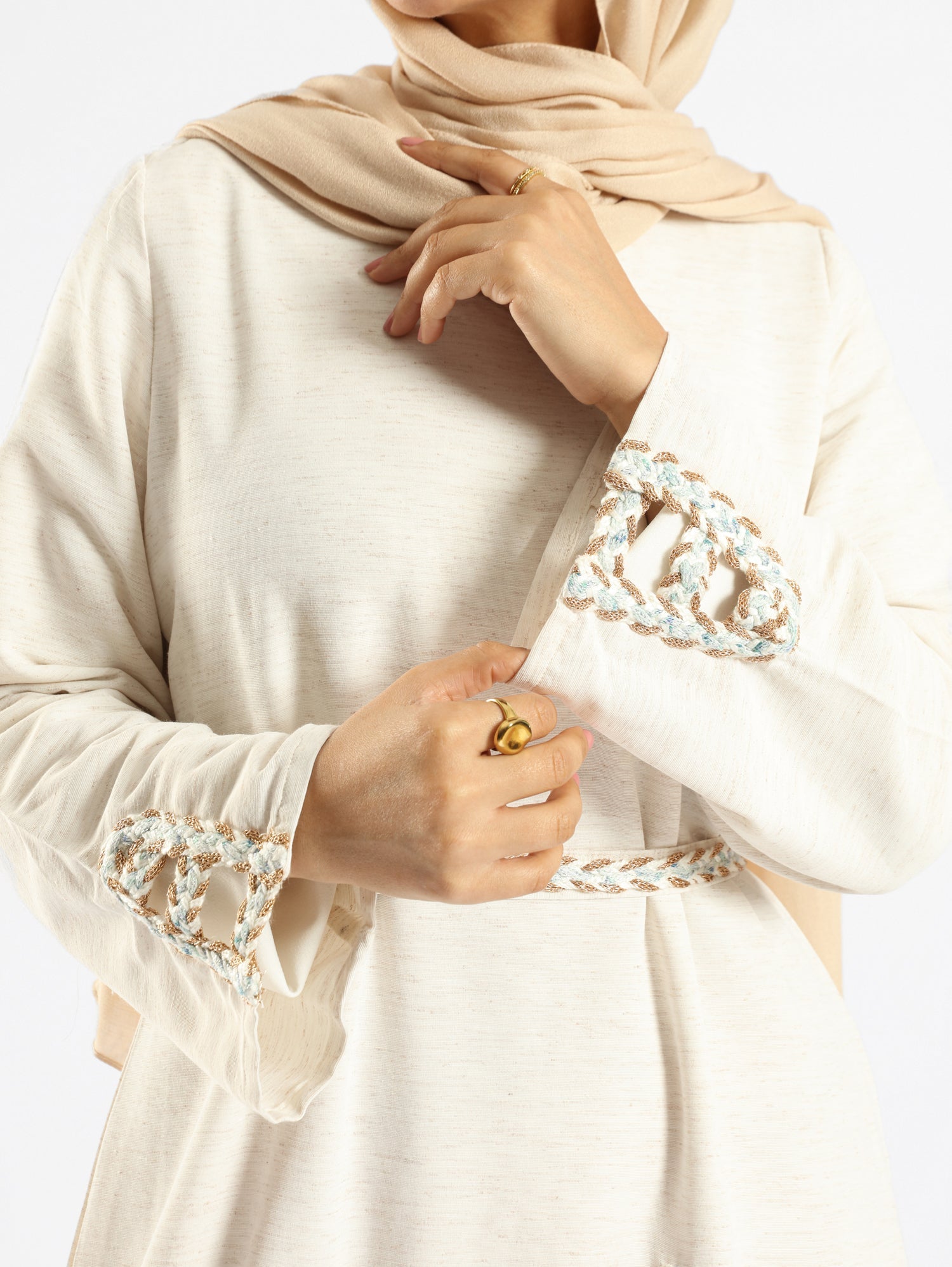 The Oasis Dress in cotton-linen blend with flowing silhouette, a breathable and modest kaftan dress for summer 